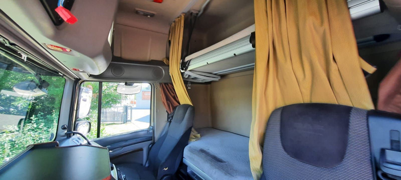 DAF 105-460 Super Spacs G.Haus/Hoch German - Tracteur routier: photos 5 DAF 105-460 Super Spacs G.Haus/Hoch German - Tracteur routier: photos 5