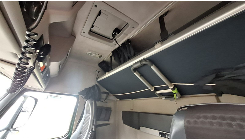 Volvo FH 540 8x4 en leasing occasion Volvo FH 540 8x4: photos 9 Volvo FH 540 8x4 en leasing occasion Volvo FH 540 8x4: photos 9