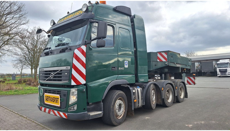 Volvo FH 540 8x4 - Tracteur routier: photos 1 Volvo FH 540 8x4 - Tracteur routier: photos 1