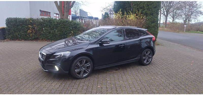 Volvo V40 Cross Country You! - Voiture: photos 2 Volvo V40 Cross Country You! - Voiture: photos 2