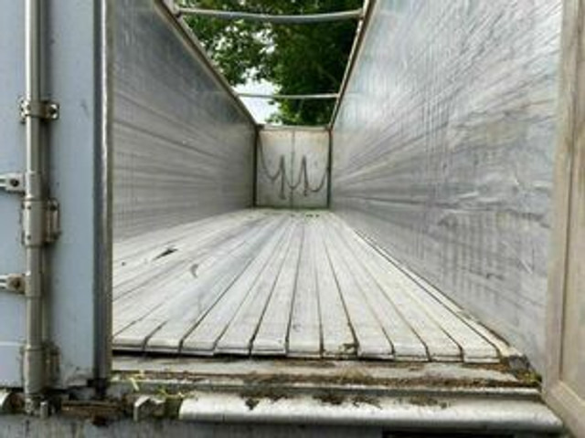 Kraker CF-Z Schubodenauflieger 90Kubik - Semi-remorque à fond mouvant: photos 2 Kraker CF-Z Schubodenauflieger 90Kubik - Semi-remorque à fond mouvant: photos 2