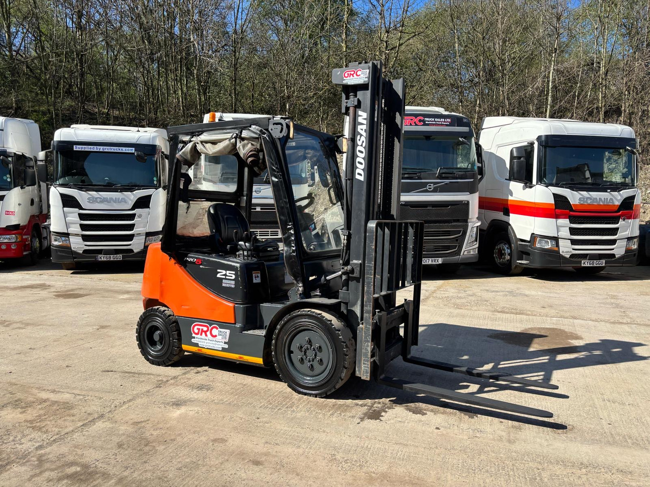 2012 DOOSAN D25S-5 Forklift - Chariot élévateur diesel: photos 5 2012 DOOSAN D25S-5 Forklift - Chariot élévateur diesel: photos 5