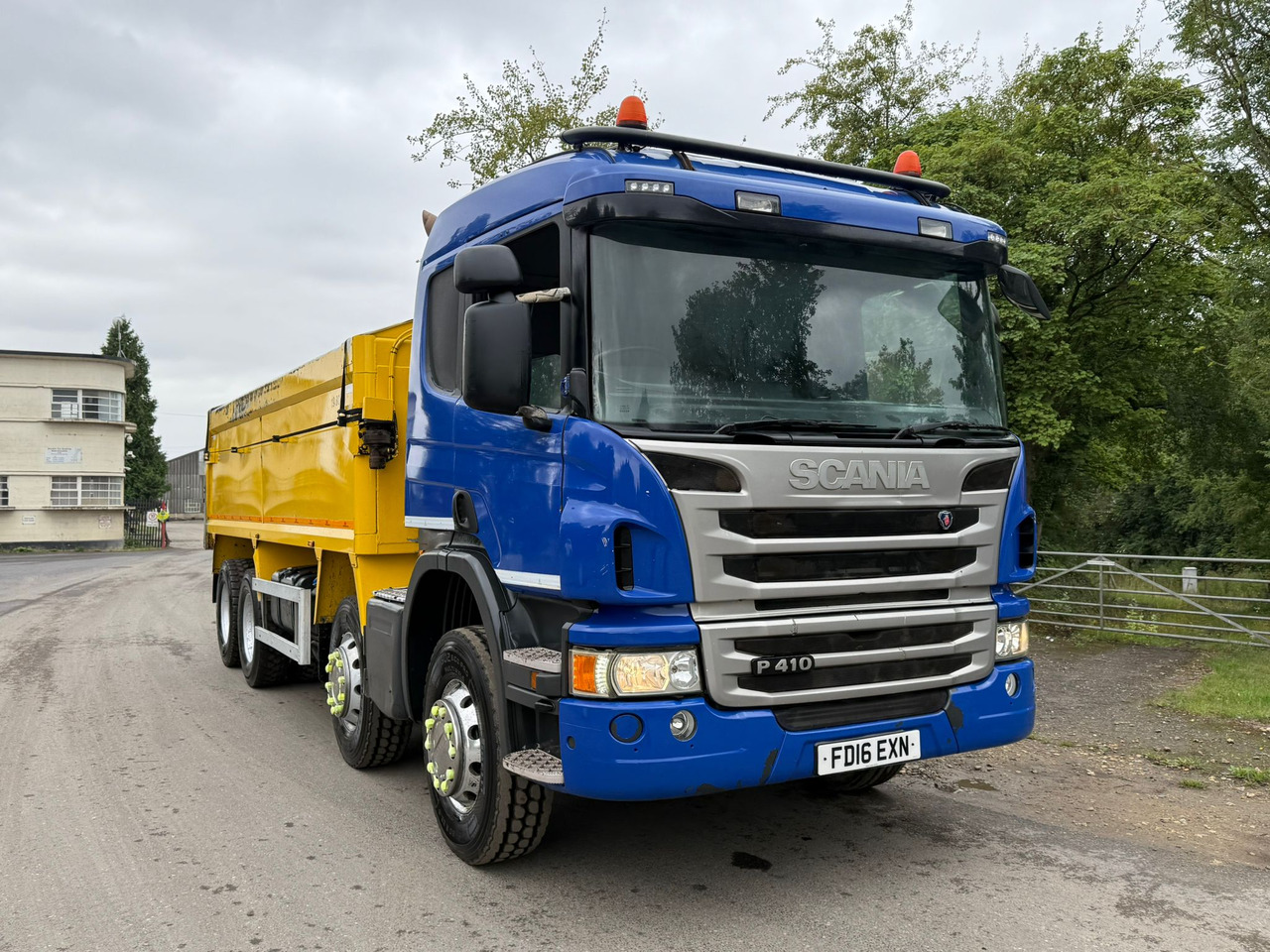 2016 Scania P410 Tipper Truck - Camion benne: photos 2 2016 Scania P410 Tipper Truck - Camion benne: photos 2