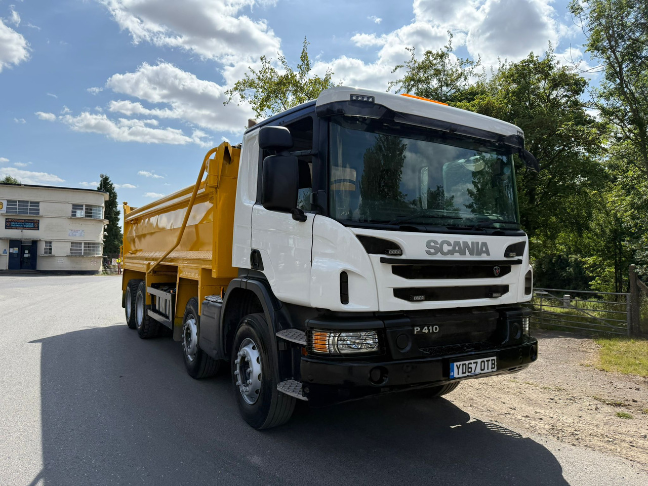 2017 Scania P410 Tipper Truck - Camion benne: photos 2 2017 Scania P410 Tipper Truck - Camion benne: photos 2