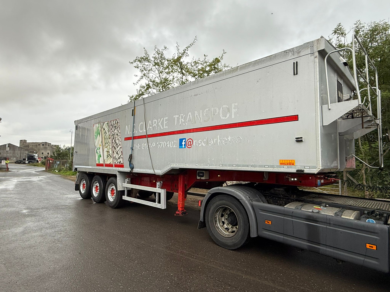 SDC triaxle Trailer - Semi-remorque benne: photos 1 SDC triaxle Trailer - Semi-remorque benne: photos 1