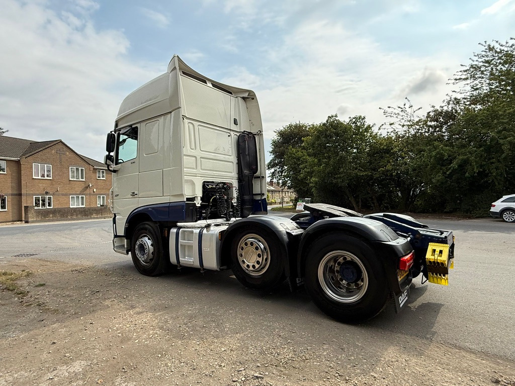 Tracteur routier 2021 DAF XF 530 Tractor Unit: photos 17