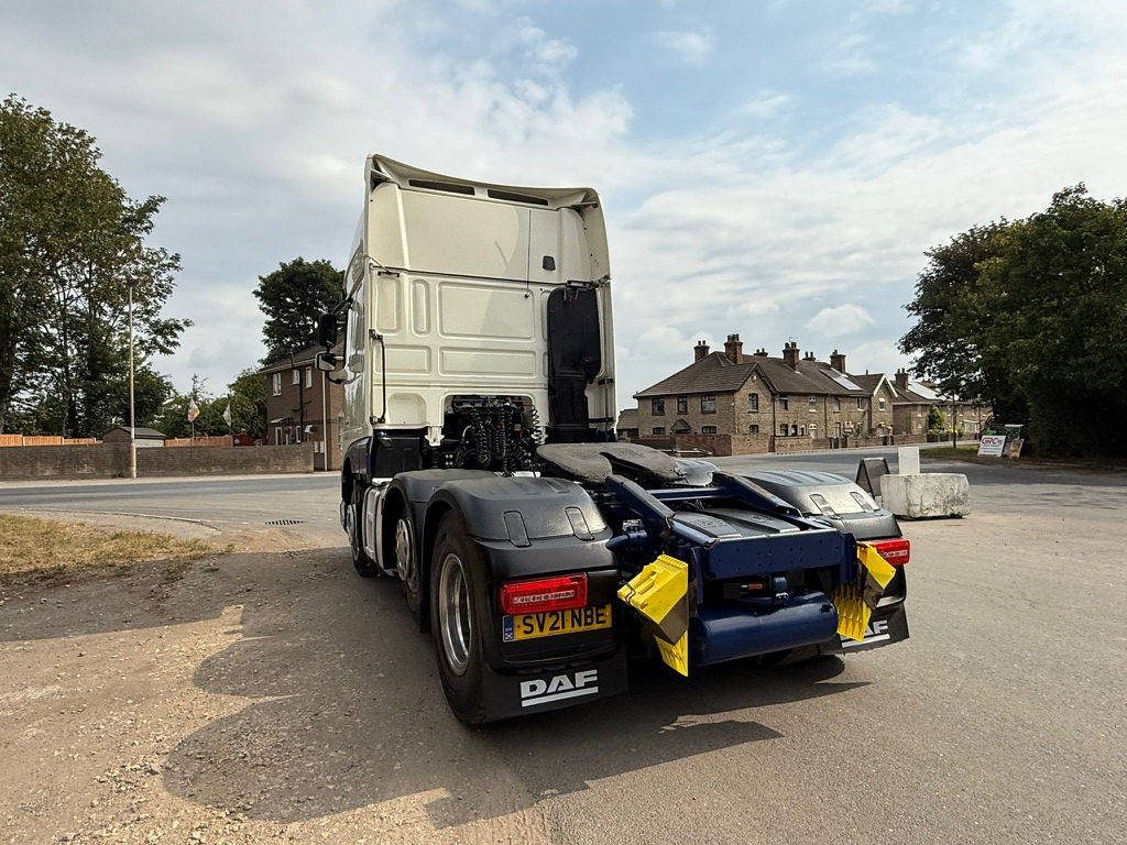Tracteur routier 2021 DAF XF 530 Tractor Unit: photos 20