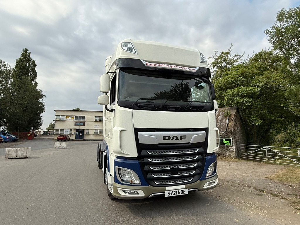 Tracteur routier 2021 DAF XF 530 Tractor Unit: photos 8