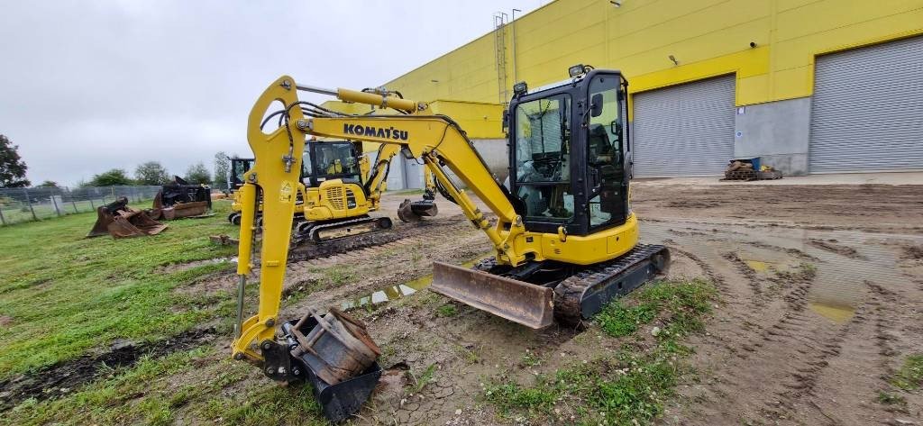 Komatsu PC 30 MR-5 - Mini pelle: photos 2 Komatsu PC 30 MR-5 - Mini pelle: photos 2