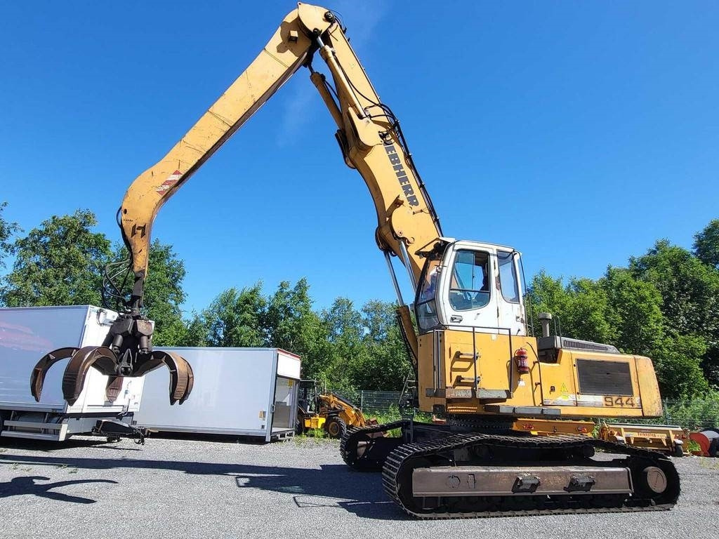 Liebherr R944C EW LITRONIC - Pelle sur chenille: photos 2 Liebherr R944C EW LITRONIC - Pelle sur chenille: photos 2