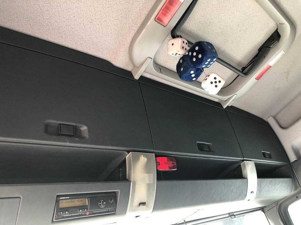 MAN TGA 26.480 6X2-2 BL - Camion hydrocureur: photos 4 MAN TGA 26.480 6X2-2 BL - Camion hydrocureur: photos 4