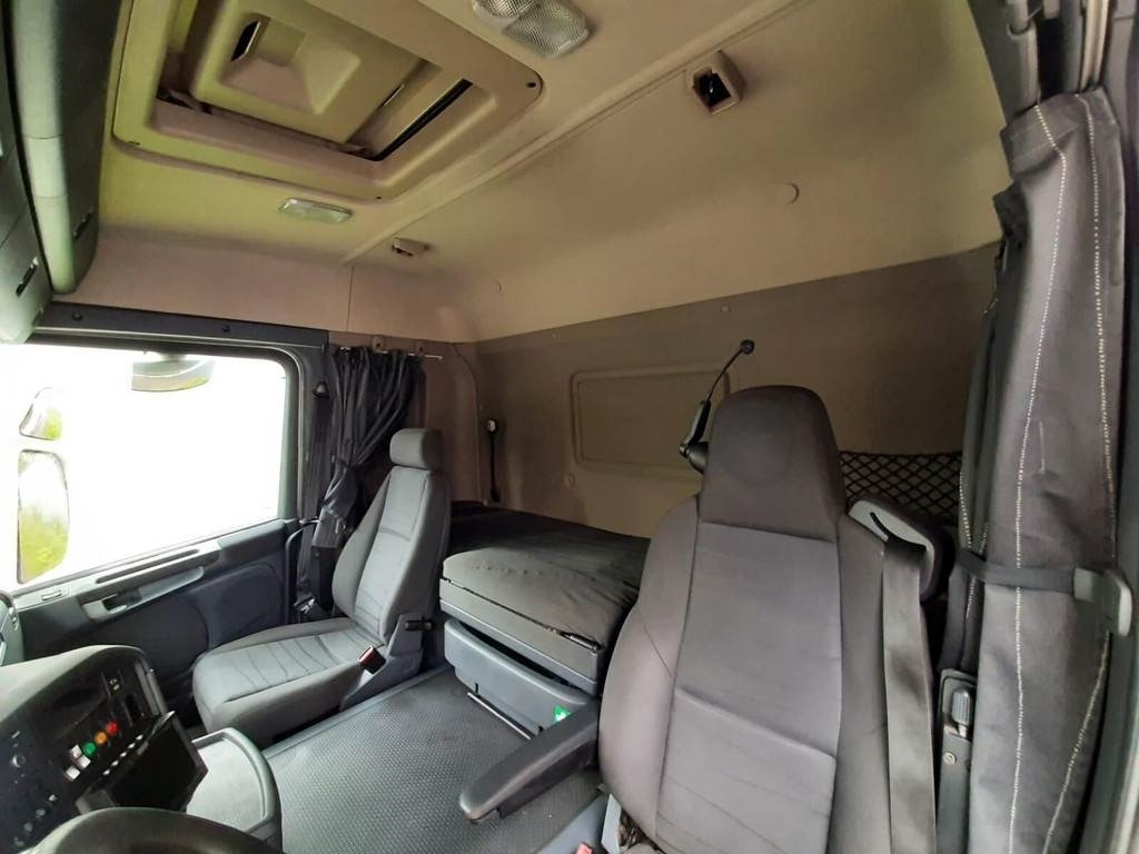 Scania G450 DB6X2*4HNB CAR TRANSPORTER 331kW en leasing occasion Scania G450 DB6X2*4HNB CAR TRANSPORTER 331kW: photos 20 Scania G450 DB6X2*4HNB CAR TRANSPORTER 331kW en leasing occasion Scania G450 DB6X2*4HNB CAR TRANSPORTER 331kW: photos 20