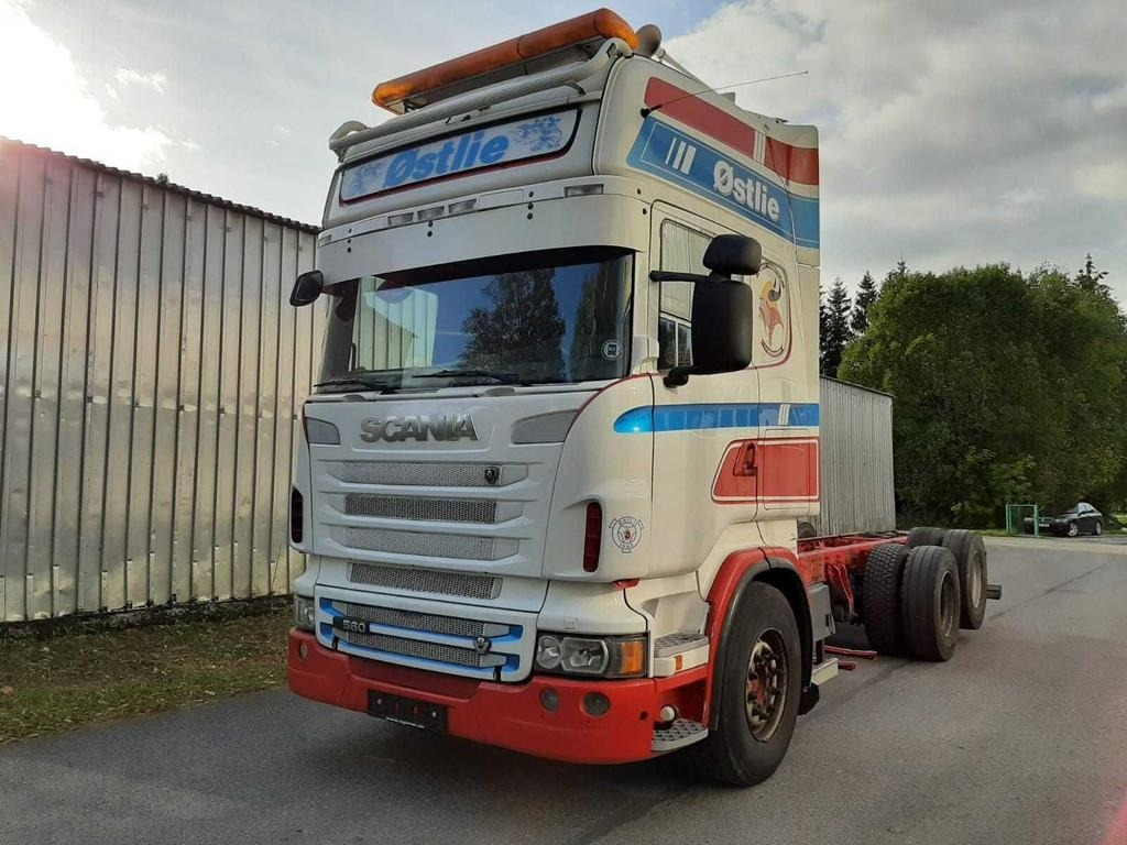 Scania R560 6X2 CHASSY 412kW - Châssis cabine: photos 1 Scania R560 6X2 CHASSY 412kW - Châssis cabine: photos 1