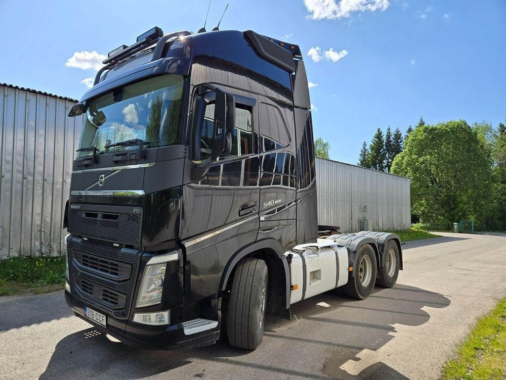 Volvo FH540 6X4 DUALCLUTCH - Tracteur routier: photos 1 Volvo FH540 6X4 DUALCLUTCH - Tracteur routier: photos 1