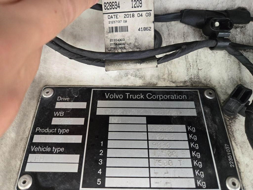 Tracteur routier Volvo FH540 DUALCLUTCH 6X2: photos 19