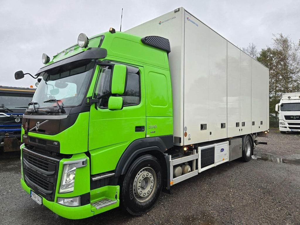 Volvo FM370 4X2 CARRIER 1150 SIDEOPENING - Camion frigorifique: photos 4 Volvo FM370 4X2 CARRIER 1150 SIDEOPENING - Camion frigorifique: photos 4