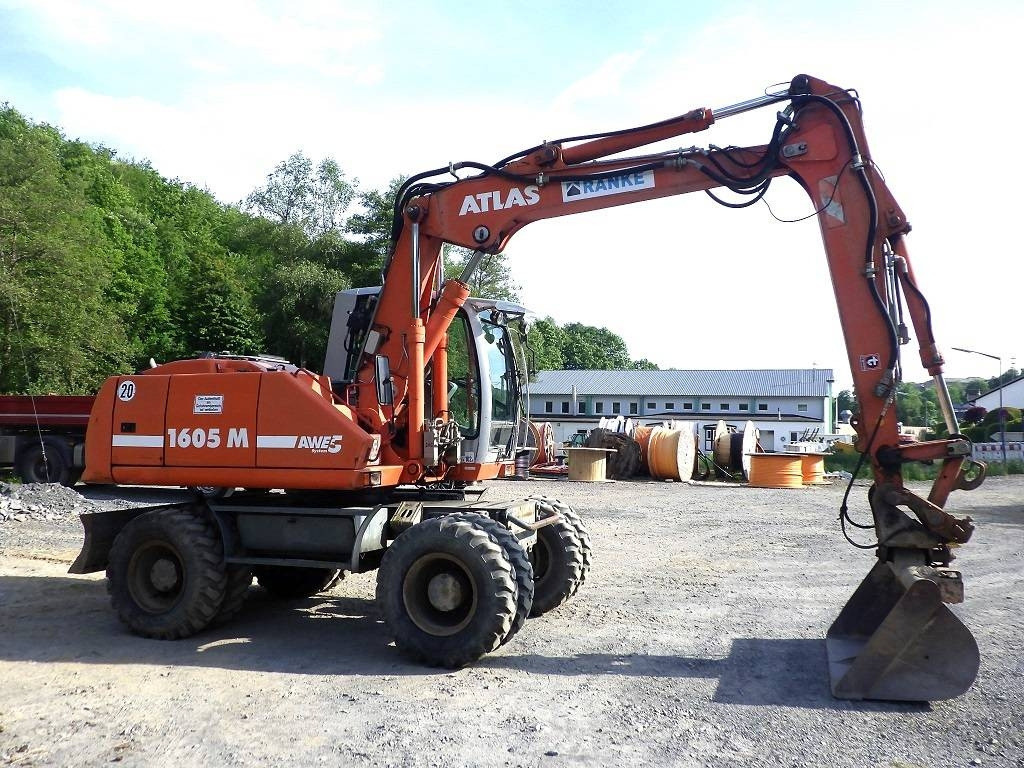 Atlas 1605 M - Pelle sur pneus: photos 3 Atlas 1605 M - Pelle sur pneus: photos 3