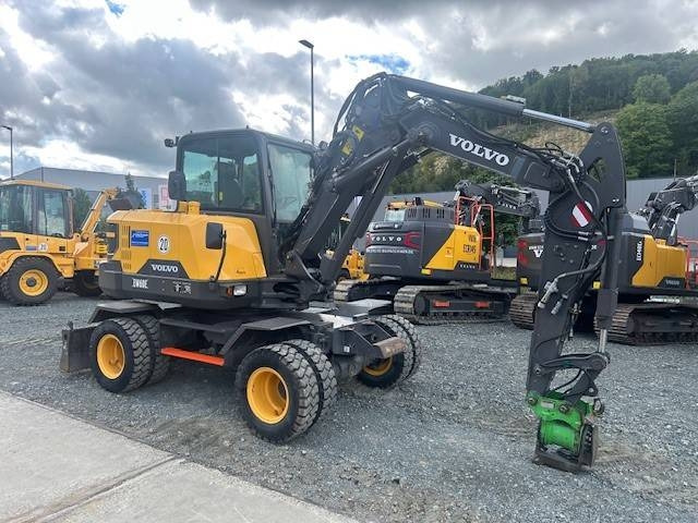 Volvo EW 60 E - Pelle sur pneus: photos 3 Volvo EW 60 E - Pelle sur pneus: photos 3