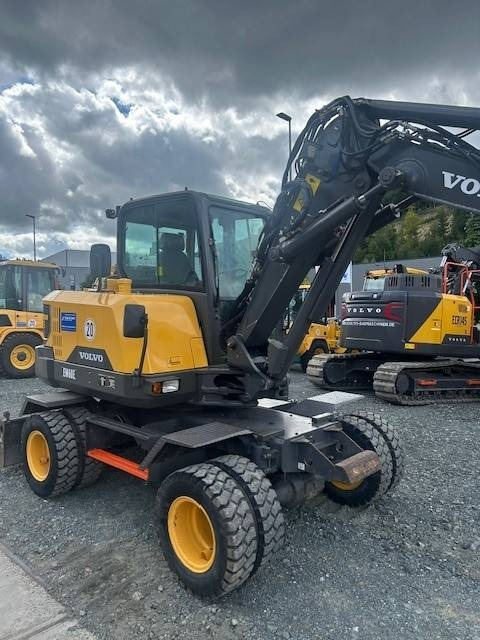 Volvo EW 60 E - Pelle sur pneus: photos 4 Volvo EW 60 E - Pelle sur pneus: photos 4