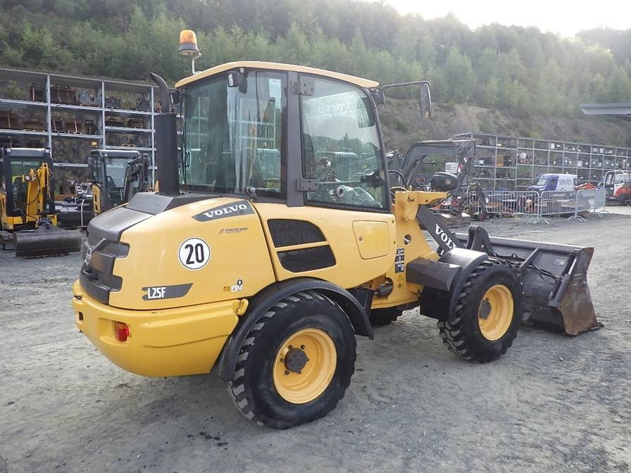 Volvo L 25 F - Chargeuse sur pneus: photos 4 Volvo L 25 F - Chargeuse sur pneus: photos 4