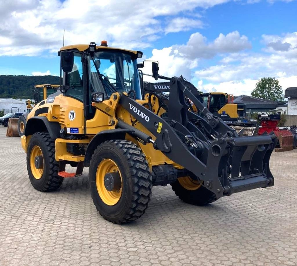 Volvo L 45 H  - Chargeuse sur pneus: photos 4 Volvo L 45 H  - Chargeuse sur pneus: photos 4