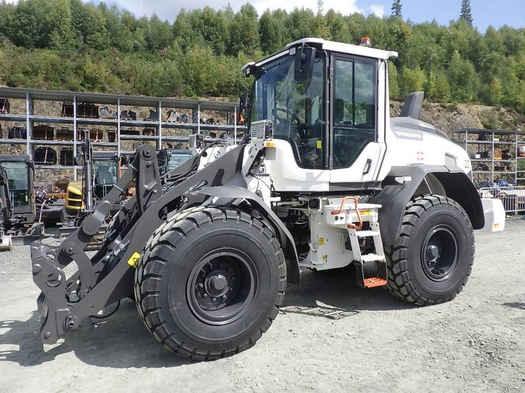 Volvo L 60 H - Chargeuse sur pneus: photos 1 Volvo L 60 H - Chargeuse sur pneus: photos 1