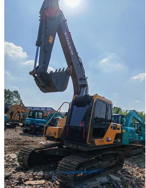 2020 Volvo EC140 - Pelle sur chenille: photos 2 2020 Volvo EC140 - Pelle sur chenille: photos 2