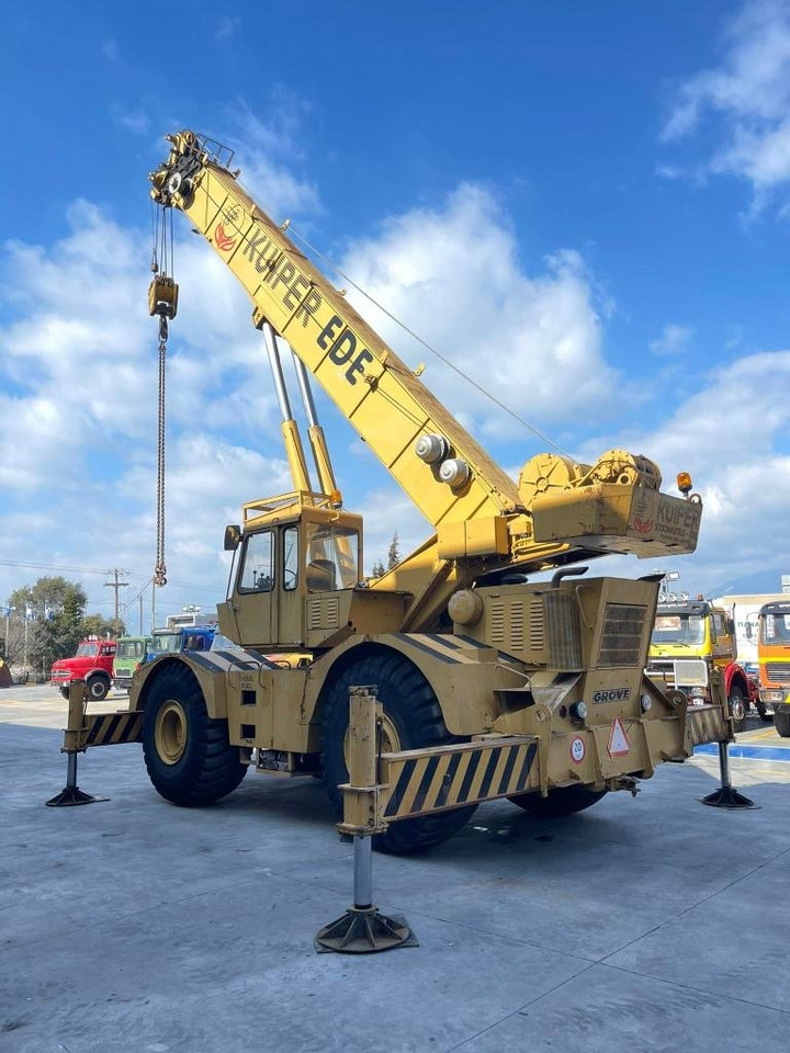 Grove RT75S - Grue mobile: photos 2 Grove RT75S - Grue mobile: photos 2