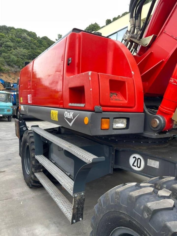 O&K MH 6.6 - Pelle sur pneus: photos 3 O&K MH 6.6 - Pelle sur pneus: photos 3