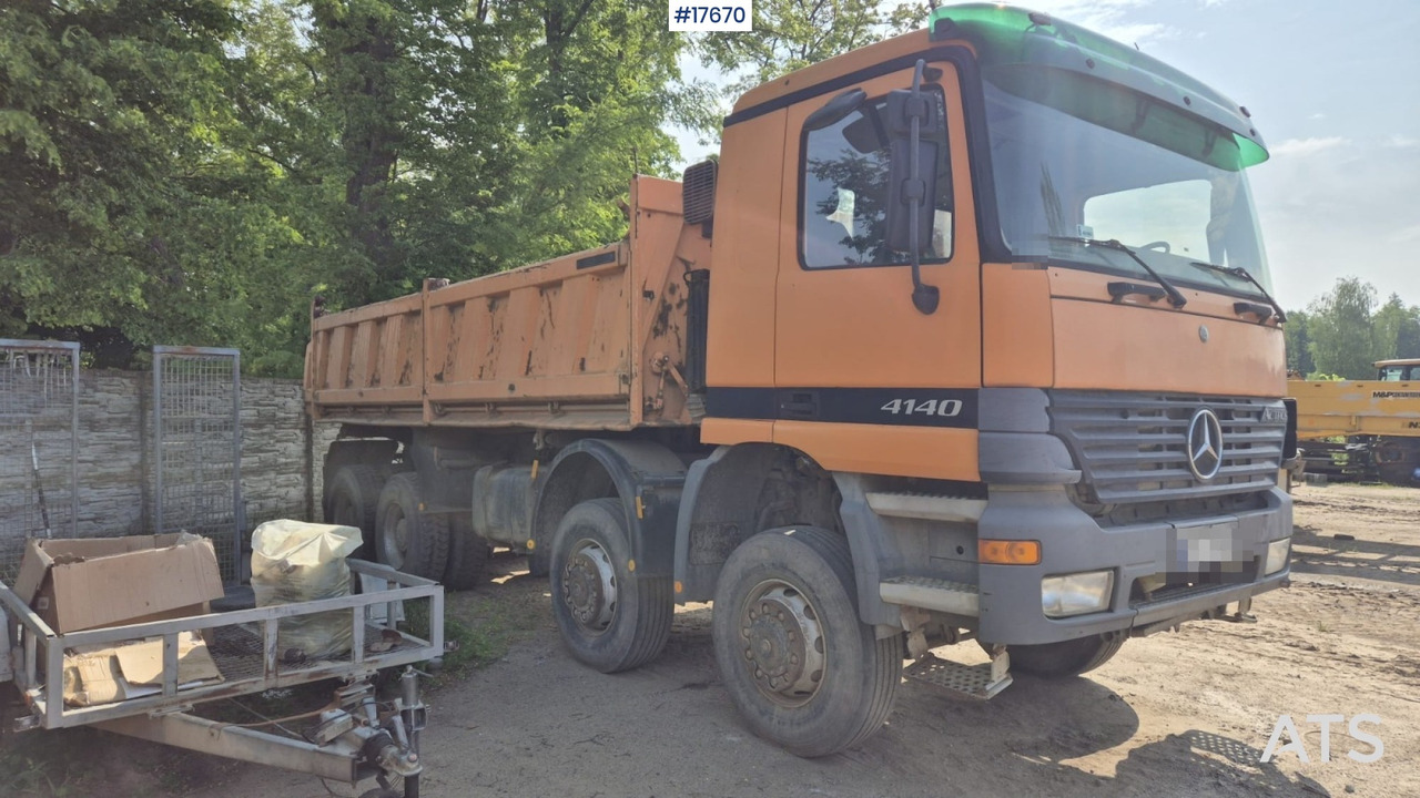 2002 Mercedes-Benz 4140 - Camion benne: photos 4 2002 Mercedes-Benz 4140 - Camion benne: photos 4