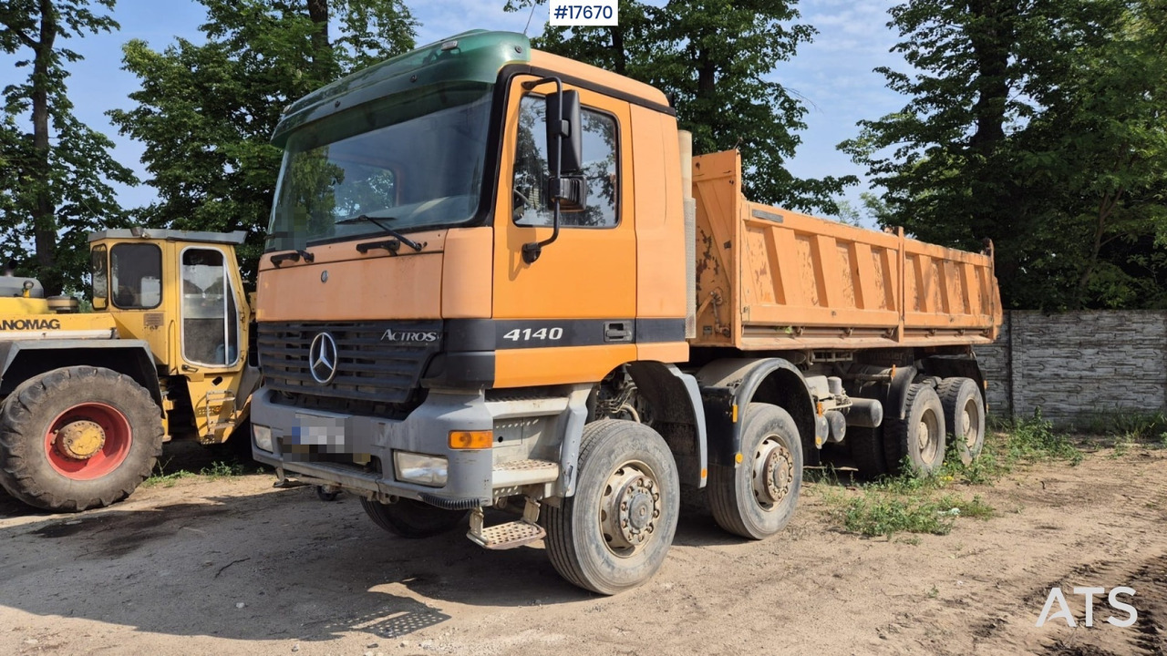 2002 Mercedes-Benz 4140 - Camion benne: photos 3 2002 Mercedes-Benz 4140 - Camion benne: photos 3
