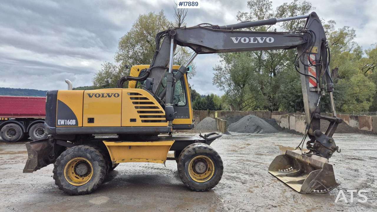 2004 Volvo EW160B - Pelle sur pneus: photos 2 2004 Volvo EW160B - Pelle sur pneus: photos 2
