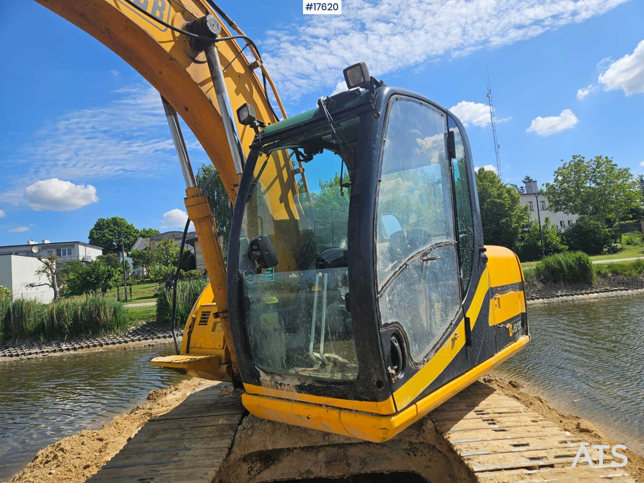 Pelle sur chenille 2005 Jcb  JS 130: photos 6