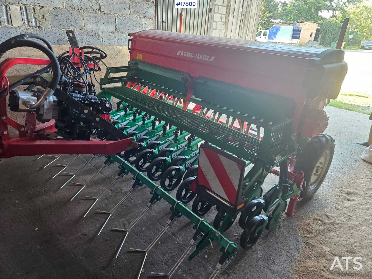 2025 Agromasz SR 301 - Semoir: photos 3 2025 Agromasz SR 301 - Semoir: photos 3