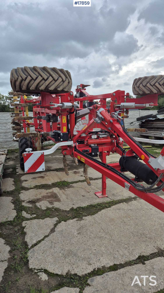 POTTINGER TERRIA 4040 cultivator (2020) en leasing occasion POTTINGER TERRIA 4040 cultivator (2020): photos 15 POTTINGER TERRIA 4040 cultivator (2020) en leasing occasion POTTINGER TERRIA 4040 cultivator (2020): photos 15