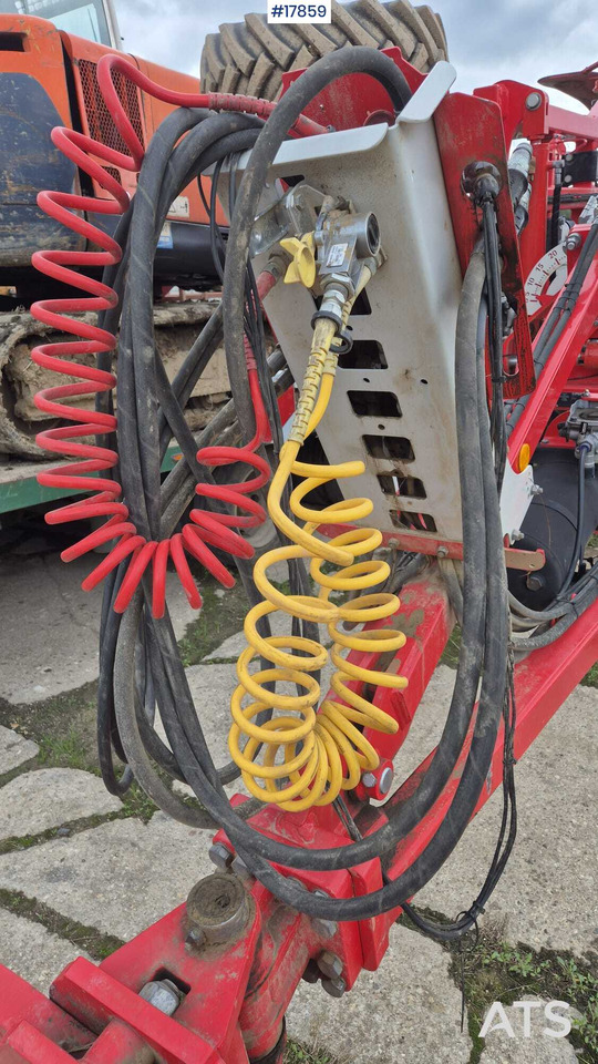 POTTINGER TERRIA 4040 cultivator (2020) en leasing occasion POTTINGER TERRIA 4040 cultivator (2020): photos 20 POTTINGER TERRIA 4040 cultivator (2020) en leasing occasion POTTINGER TERRIA 4040 cultivator (2020): photos 20
