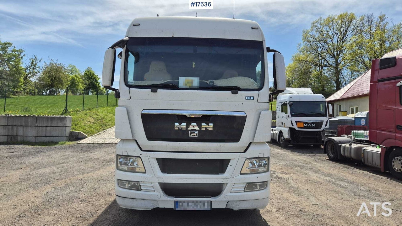 Truck tractor MAN TGX 14.440 (2011) - Tracteur routier: photos 2 Truck tractor MAN TGX 14.440 (2011) - Tracteur routier: photos 2