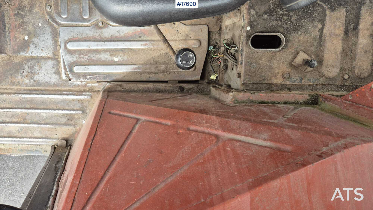 Tracteur agricole URSUS 914 tractor (1989): photos 19 Tracteur agricole URSUS 914 tractor (1989): photos 19