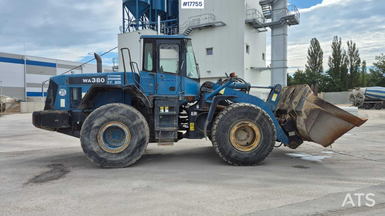 Wheel loader KOMATSU WA380 5H (2002) - Chargeuse sur pneus: photos 5 Wheel loader KOMATSU WA380 5H (2002) - Chargeuse sur pneus: photos 5