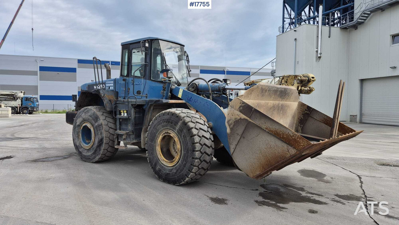 Wheel loader KOMATSU WA380 5H (2002) - Chargeuse sur pneus: photos 2 Wheel loader KOMATSU WA380 5H (2002) - Chargeuse sur pneus: photos 2