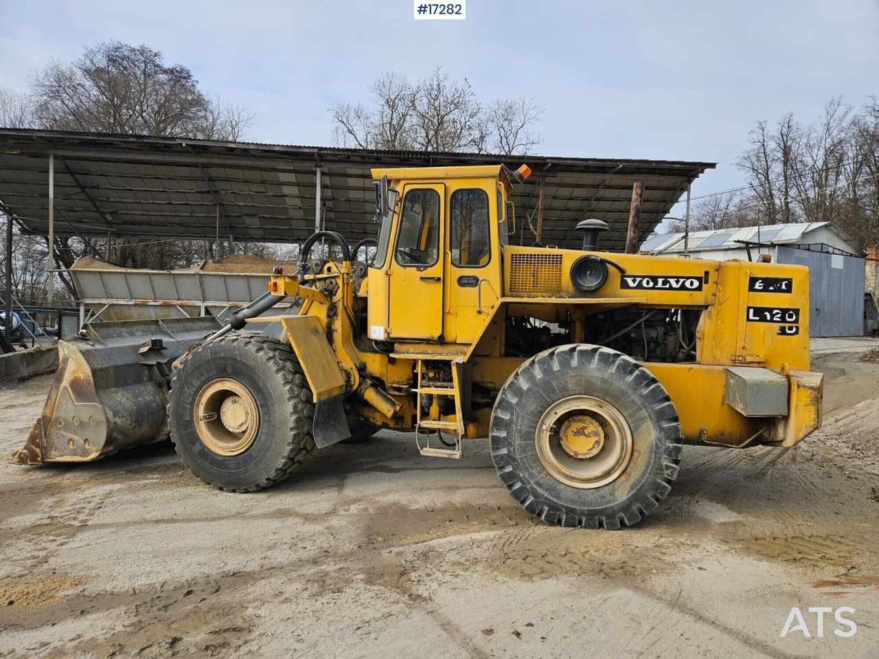 Wheel loader VOLVO BM L120 (1991) - Chargeuse sur pneus: photos 4 Wheel loader VOLVO BM L120 (1991) - Chargeuse sur pneus: photos 4