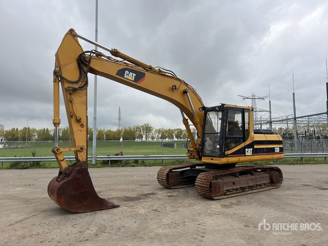 1994 Cat 320 Tracked Excavator - Pelle sur chenille: photos 1 1994 Cat 320 Tracked Excavator - Pelle sur chenille: photos 1