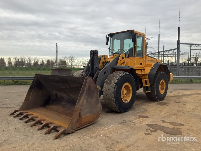 2006 Volvo L120E Wheel Loader - Chargeuse sur pneus: photos 1 2006 Volvo L120E Wheel Loader - Chargeuse sur pneus: photos 1