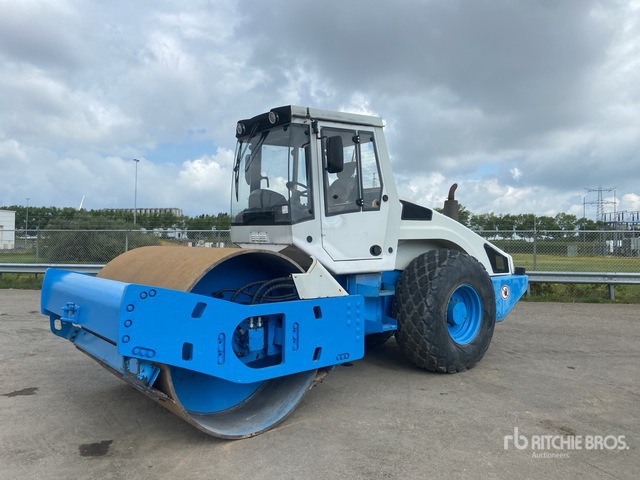 2007 Bomag BW213 D-4 Combination Roller - Broyeur/ Épareuse: photos 1 2007 Bomag BW213 D-4 Combination Roller - Broyeur/ Épareuse: photos 1