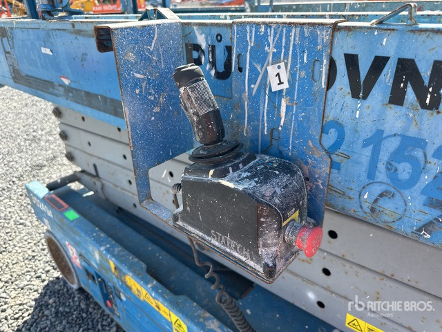 2007 Genie GS-3246 Electric Scissor Lift - Nacelle ciseaux: photos 5 2007 Genie GS-3246 Electric Scissor Lift - Nacelle ciseaux: photos 5
