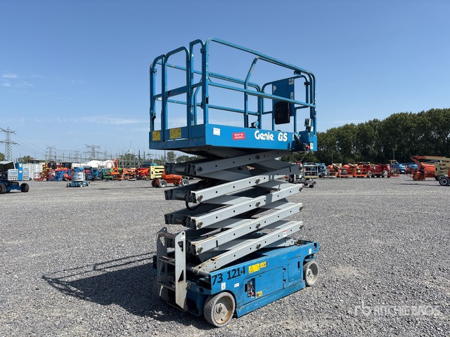 2007 Genie GS-3246 Electric Scissor Lift - Nacelle ciseaux: photos 1 2007 Genie GS-3246 Electric Scissor Lift - Nacelle ciseaux: photos 1