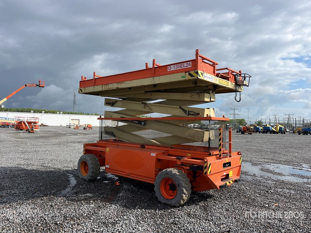 2010 Holland Lift MONOSTAR Q-135EL24 Electric Scissor Lift - Nacelle ciseaux: photos 4 2010 Holland Lift MONOSTAR Q-135EL24 Electric Scissor Lift - Nacelle ciseaux: photos 4