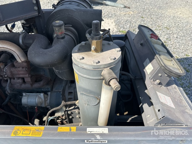 2013 Atlas Copco XAS87 Mobile Air Compressor - Compresseur d'air: photos 5 2013 Atlas Copco XAS87 Mobile Air Compressor - Compresseur d'air: photos 5
