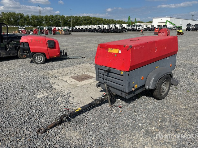 2013 Atlas Copco XAS87 Mobile Air Compressor - Compresseur d'air: photos 2 2013 Atlas Copco XAS87 Mobile Air Compressor - Compresseur d'air: photos 2
