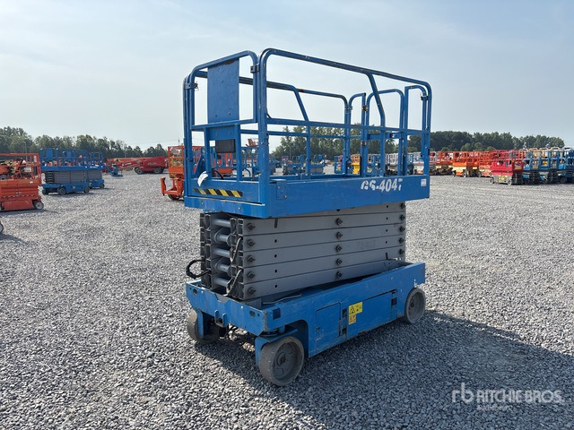 2014 Genie GS-4047 Electric Scissor Lift - Nacelle ciseaux: photos 3 2014 Genie GS-4047 Electric Scissor Lift - Nacelle ciseaux: photos 3